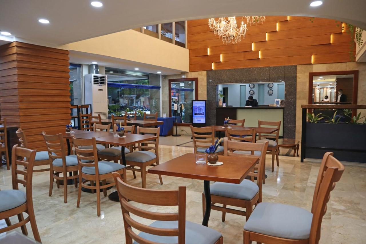 Fersal Hotel Malakas, Кесон Сити Екстериор снимка